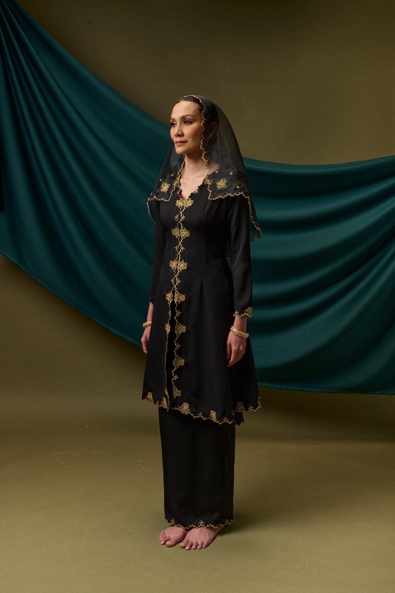 110925 - 7KUNTOM 670 Mayang Di Ulik Hetam - Image 2