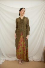 Kebaya Top In Lembayung (Moss Green) - Image 3
