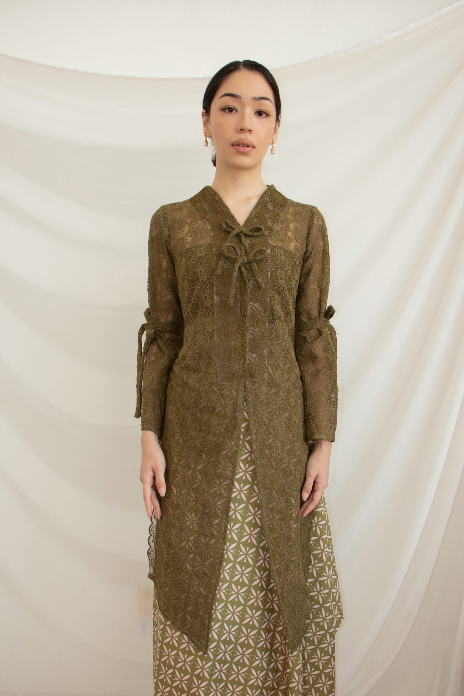 lembayung mg 19 Kebaya Top In Lembayung (Moss Green) - Image 1