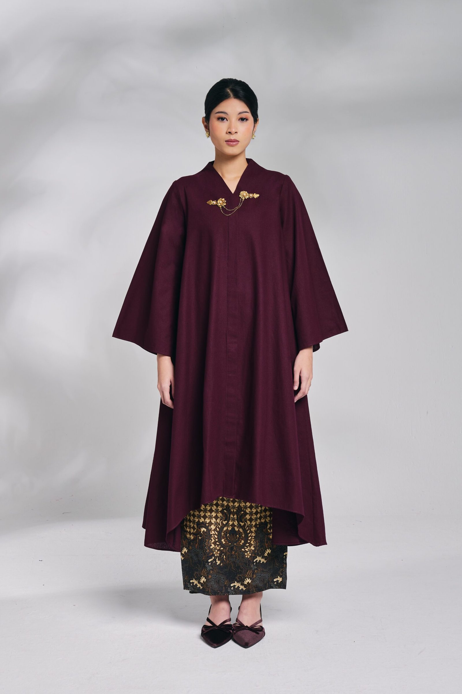 askara bur 1 Askara In Burgundy - Image 1