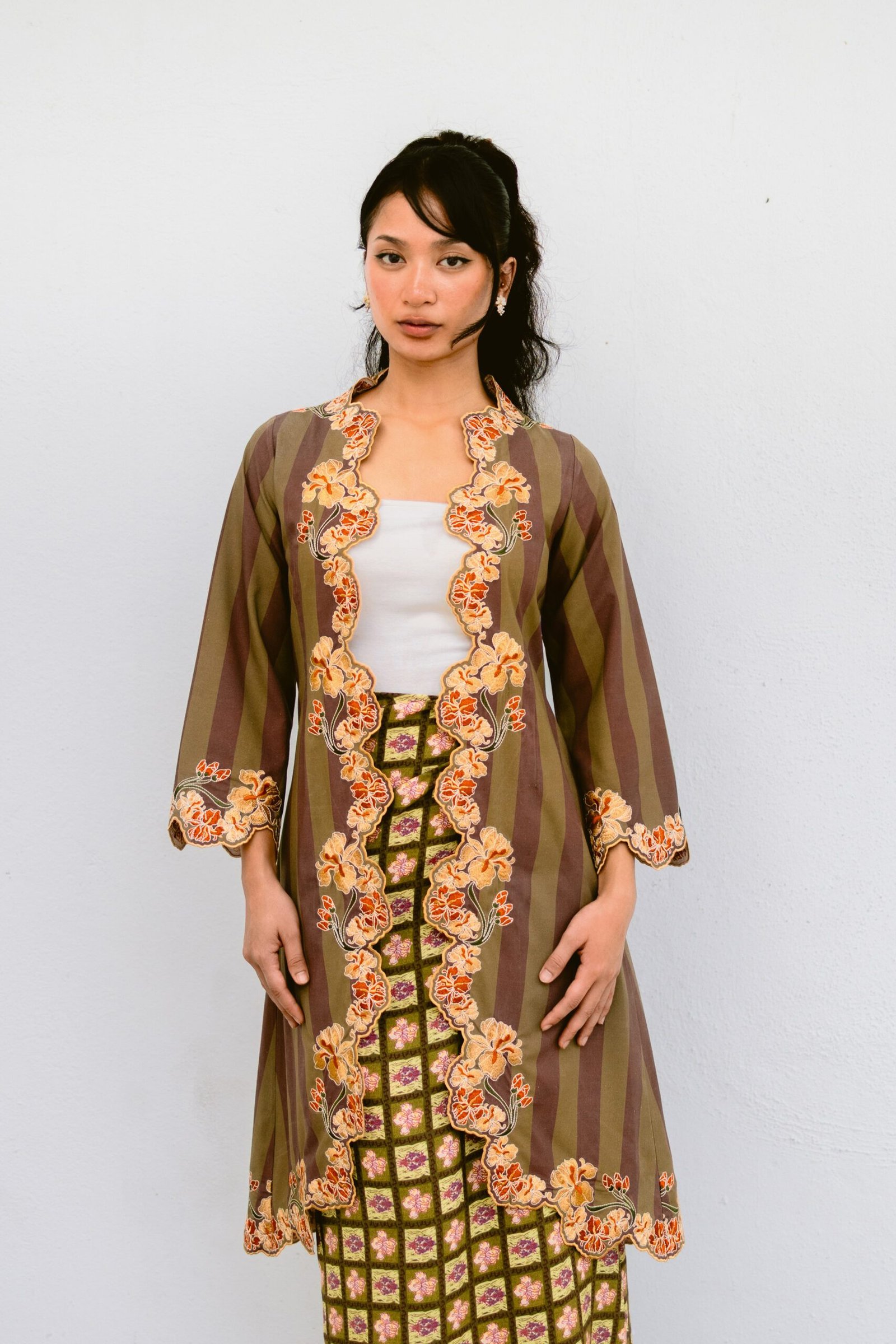 882A2126 2 Kebaya Top In Seri Iris (Preorder 3-4 weeks) - Image 1