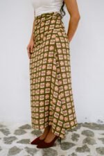 Kebaya Seri Iris (1 Set) (Preorder 3-4 weeks) - Image 6