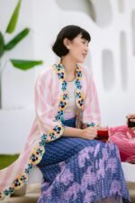 Kebaya Larasati (1 Set) - Image 11
